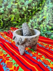 Molcajete Stone 4in With A Pigs Face Shape