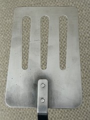 Vintage Unbranded Short Handle Slotted Spatula Turner Flipper Stainless USA 10½”