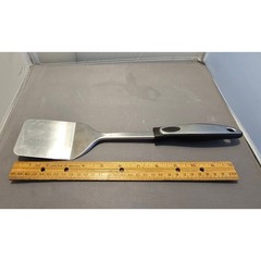 Stainless Steel 13-1/4″ Flipper/Spatula – Silver/Black – China