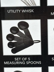 NEW KitchenAid 16 Piece Tool and Gadget Set Black Utensils Measuring Cups KO459