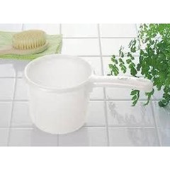 Japanese Plastic Water Ladle Dipper Tabo Flat Bottom Bath Water Scoop White