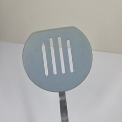 Vtg Bonny Nylon Round Wide Slotted Spatula Turner Flipper Blue Plastic