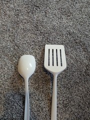 Lot of 2 Melamine utensils Copco White 2530-23 Spatula and Ware China 808 Spoon