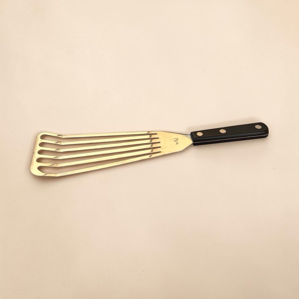 MIU Fish Spatula Stainless Steel Flexible Polished Metal Corrosion Resistant