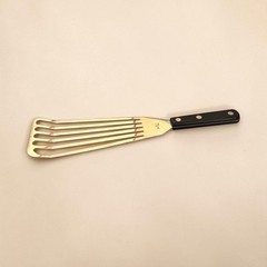 MIU Fish Spatula Stainless Steel Flexible Polished Metal Corrosion Resistant