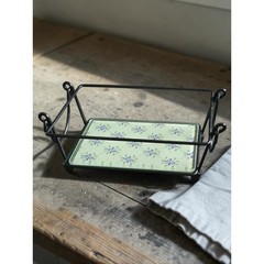 TEMP-TATIONS by Tara Trellis 1.0qt Cassarole Dish with lid, trivet, and Rack