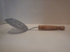 VTG Slotted Wide Round Chrome Spatula Metal Turner Wood Handle Short 11″ Long
