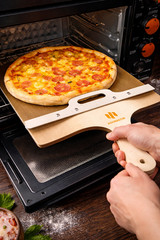 ASHNAEEM 12″ x 14″ Non-Stick Pizza Peel – Smooth Finish Metal Pizza Paddle