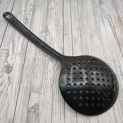 Vintage Ultratemp Black Round Slotted Holes Serving Spoon 2118 Robinson Knife