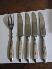 EATING UTENSILS WITH WOODEN INLAY-MADE IN CHINA-ONE FORK-4 KNIVES