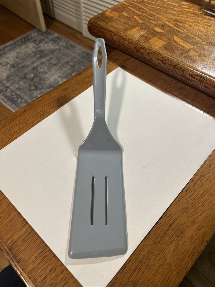 VTG Unbranded Foley-like 2 Slot Nylon Spatula Blue/Gray Slant Edge Angled Prop