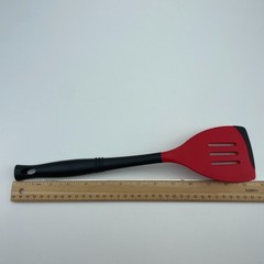 LE CREUSET Slotted Turner Spatula Red Black Silicone Kitchen Utensil 13.5in