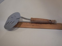 VTG Slotted Wide Round Chrome Spatula Metal Turner Wood Handle Short 11″ Long