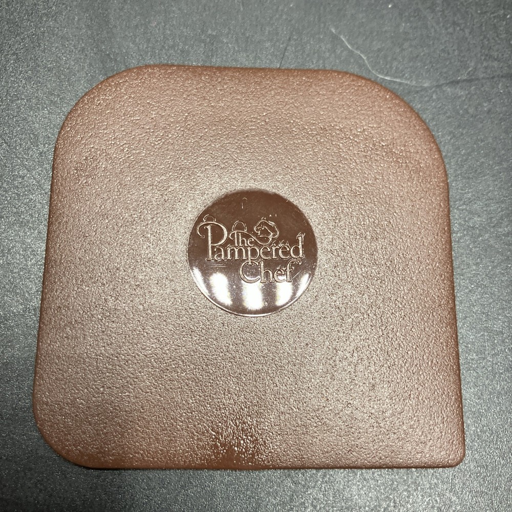 Pampered Chef Pan Scraper Brown Nylon Plastic, USA, 2.25 x 2.25 Inches
