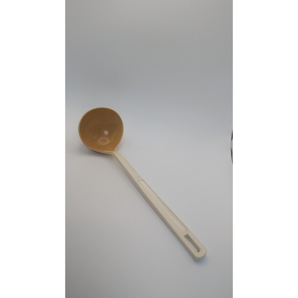 Vintage EKCO Nylon Soup Ladle Cream Dishwasher Safe Hong Kong Kitchenware