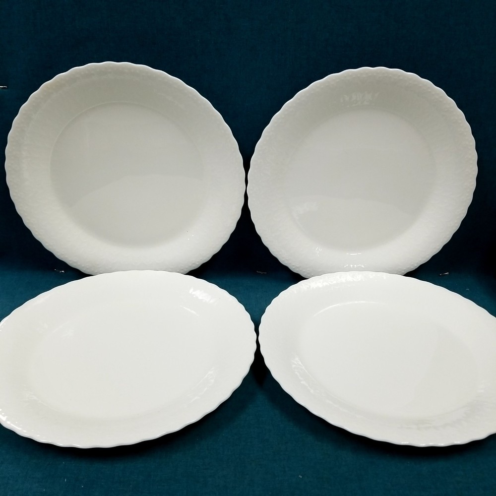 Set Of 4 NARUMI Bone China Japan Silky White Replacement Dinner Plates 10.5″
