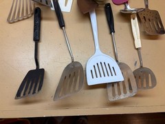 Vintage Kitchen Spatula Flipper Lot of 13- Ecko, Robinson, Foley, Unbranded