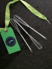 WHISK 25 UNIT STAINLESS STEEL SMALL COOKING WHISK 7″ BARTENDER GIFT PARTY FAVORS