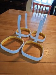 Williams Sonoma non-stick Egg Mold Shaper Frying Pan Griddle Pancakes Lot of 4