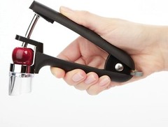 OXO Good Grips Cherry And Olive Pitter (Pit Remover) – Black – Dishwasher Safe