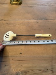Vintage Ekco-Like Unbranded Nylon Slotted Spoon beige Serving Cooking Utensil