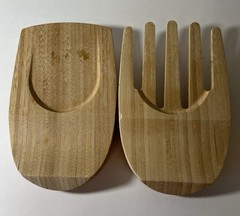 Pampered Chef Bamboo Salad Hands Set Wood Easy Clean 2-Piece Brown CHINA-10A
