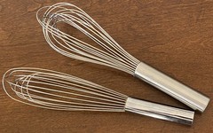 Lot of 2 Stainless Balloon Whisks PADERNO & Unbranded Pampered Chef (?) 10″