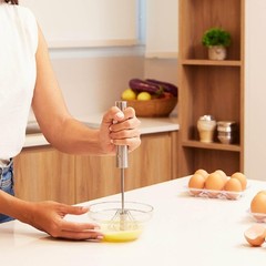 Batidor de huevos acero inoxidable Batidor semiautomatico facil usar con cierre