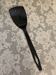 Vintage Unbranded Tailormade-style 2 Slot Spatula Turner Flipper Nylon Plastic