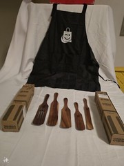 5PCS Wooden Spurtles Set, Non-Stick Natural teak Wood Spatulas Comes With Apron