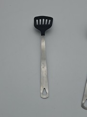 Matching Mixed Lot of 6 Unbranded Kitchen Utensil Supplies Stainless Black Handl