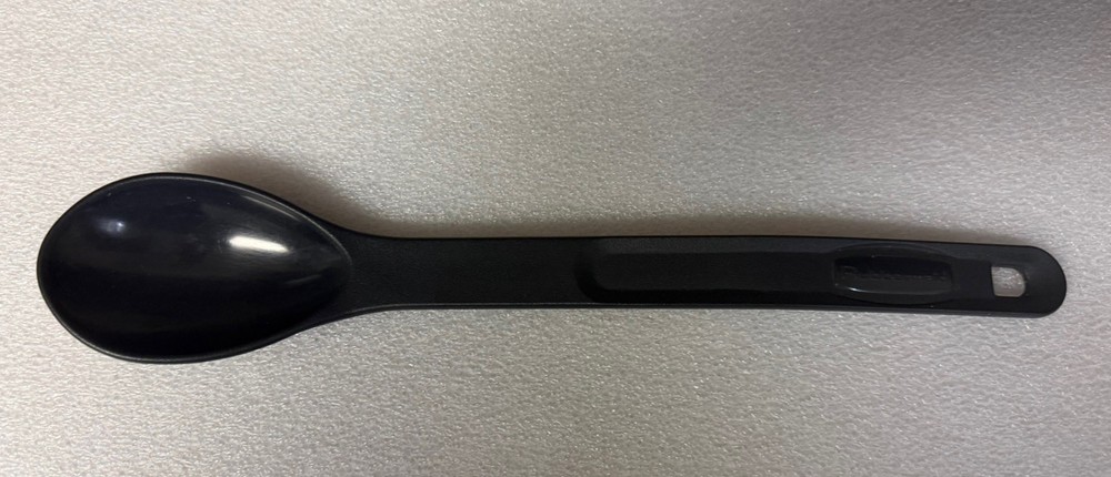 Rubbermaid Black Serving Basting Solid Spoon Nylon Plastic 1973 Vintage USA