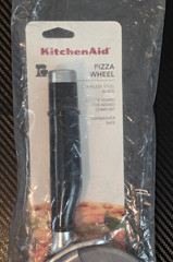 KitchenAid Classic Pizza Wheel w/Sharp Blade For Cutting Through Crusts Black