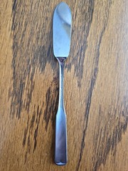Used Stainless Steel China Set Of 4 Kitchen Utensils