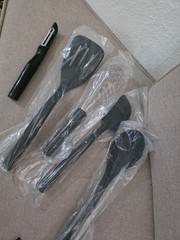 New KitchenAid Black Set of 5 Durable i
