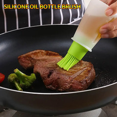 Silicone Heat-Resistant Food Grade Kitchen Baking Oil Dispenser with Small Brush
