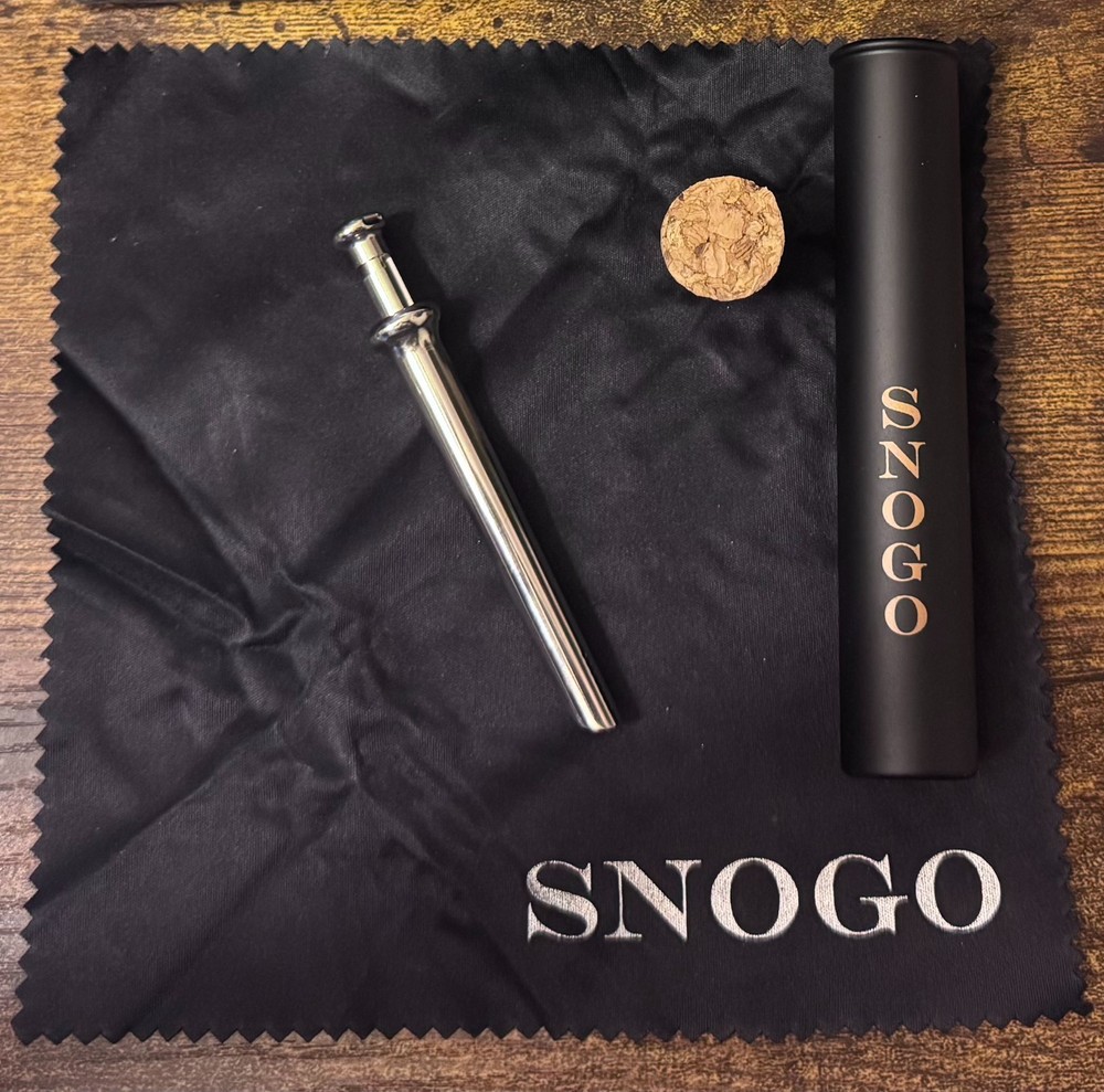 SNOGO Cacao Straw – Silver Design – Brand New / Unopened