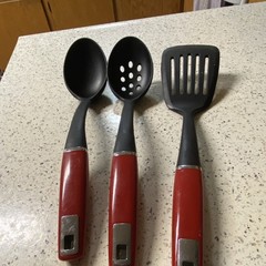 The Pioneer Woman Red Plastic Handle 3-Piece Cooking Utensil Set Spoon Spatula