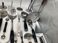 28 Metal + Plastic Wooden Stainless Kitchen Utensils Tools Fork Knife Mashers ++