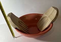 Pampered Chef Bamboo Salad Hands Set Wood Easy Clean 2-Piece Brown CHINA-10A