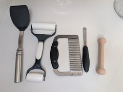 Pampered Chef Kitchen Tools Lot of 5