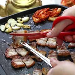 (2PCS) Stainless Steel Steak Clamp Food Clip Tongs Bread Meat BBQ Cooking Tool