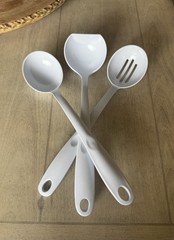 Vintage White Melamine Kitchen Utensil Set JP-660 JP-666 JP-667 China Ware Retro