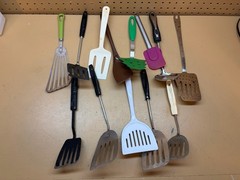Vintage Kitchen Spatula Flipper Lot of 13- Ecko, Robinson, Foley, Unbranded