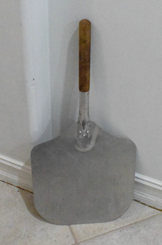 Commercial American Metalcraft 12″X 14″ Aluminum Pizza Peel W/ 12″ Wooden Handle