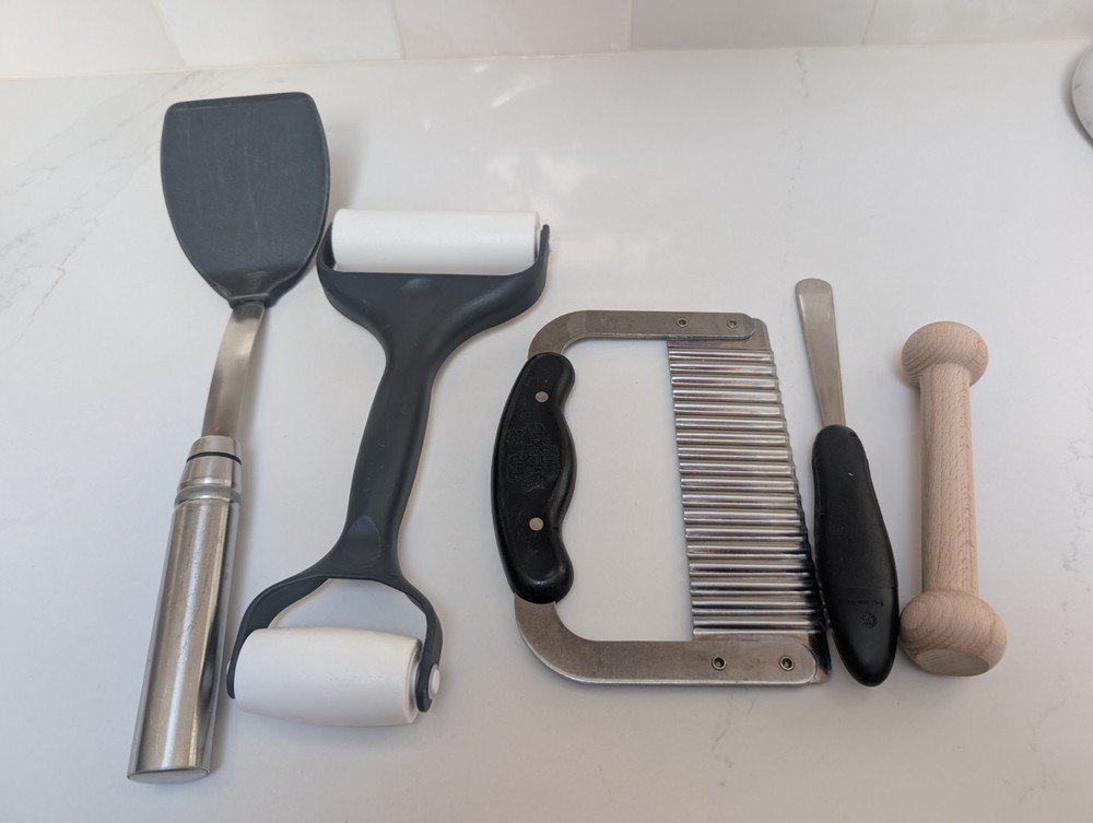 Pampered Chef Kitchen Tools Lot of 5
