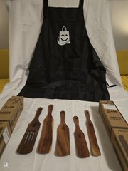 5PCS Wooden Spurtles Set, Non-Stick Natural teak Wood Spatulas Comes With Apron