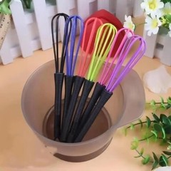 1/5Pc Portable Manual Eggs Beater Kitchen Baking Plastic Mixing Cream