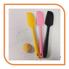 9″ Yellow Silicone Spatula by MyXOHome (1, 2, 4 or 6 Spatulas)