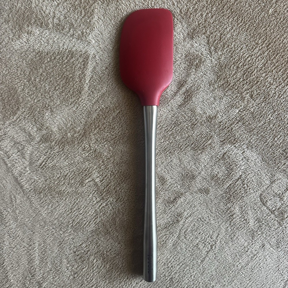 Tovolo Flex-Core Silicone and Stainless Steel Spatula Cayenne Red New